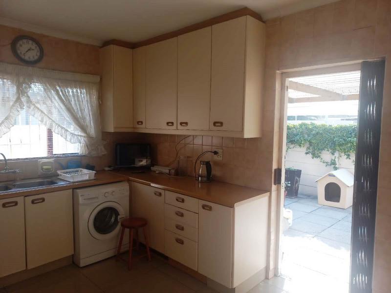 3 Bedroom Property for Sale in Athlone Western Cape